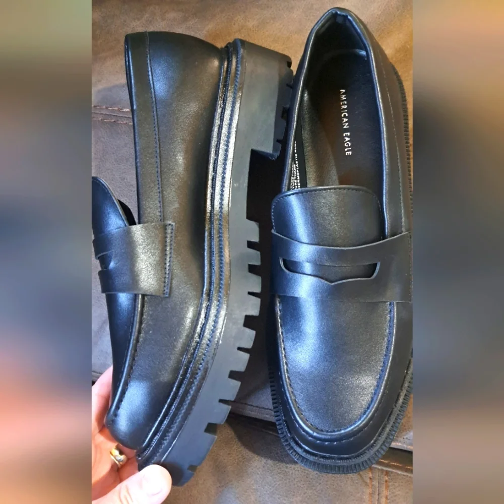 Ladies AMERICAN EAGLE Platform Penny Loafers Comfort Chunky Slip On Size 9